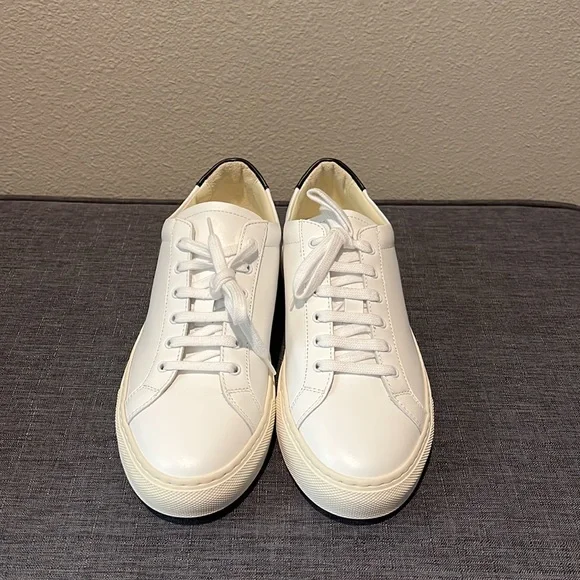 Women by Common Projects